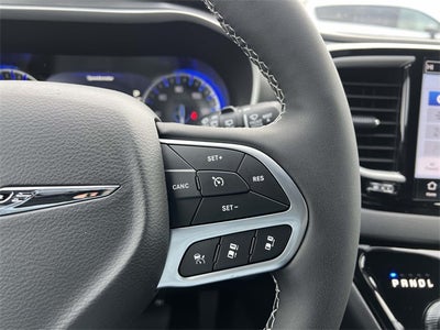 2026 Chrysler Voyager VOYAGER LX