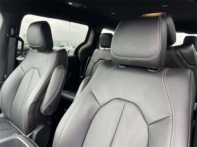 2026 Chrysler Voyager VOYAGER LX