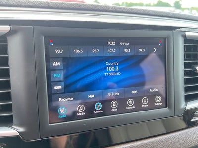2021 Chrysler Voyager LXI