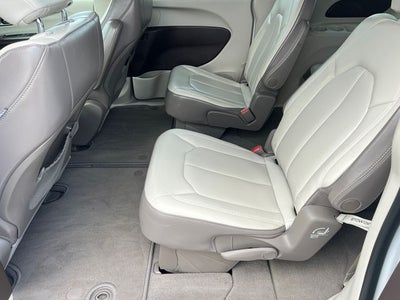 2021 Chrysler Voyager LXI