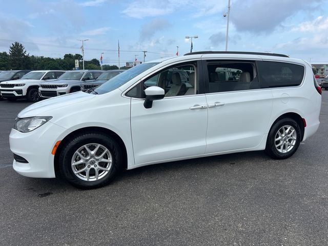 2021 Chrysler Voyager LXI