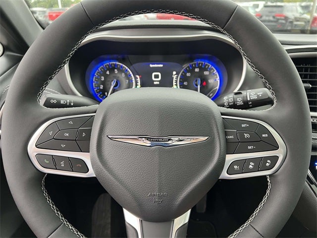 2025 Chrysler Pacifica PACIFICA SELECT AWD