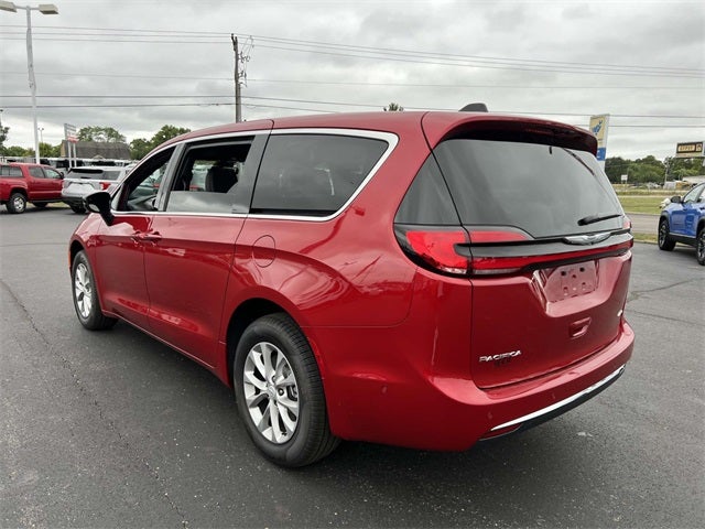 2025 Chrysler Pacifica PACIFICA SELECT AWD