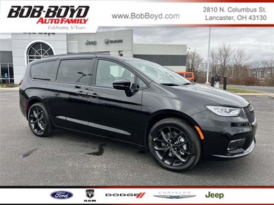 2026 Chrysler Pacifica PACIFICA SELECT AWD