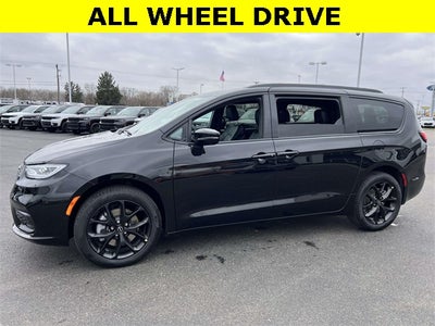 2026 Chrysler Pacifica PACIFICA SELECT AWD