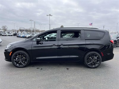 2026 Chrysler Pacifica PACIFICA SELECT AWD