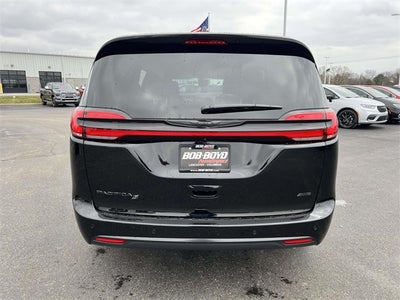 2026 Chrysler Pacifica PACIFICA SELECT AWD