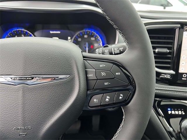 2026 Chrysler Pacifica PACIFICA LIMITED AWD