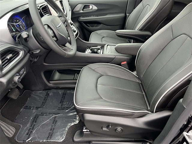 2026 Chrysler Pacifica PACIFICA LIMITED AWD