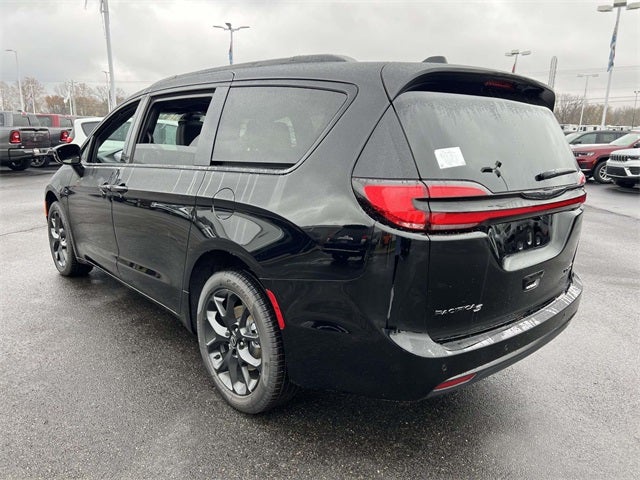 2026 Chrysler Pacifica PACIFICA LIMITED AWD