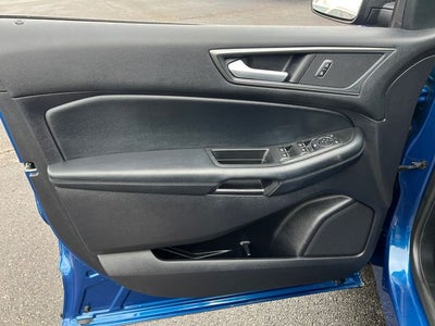 2020 Ford Edge SE