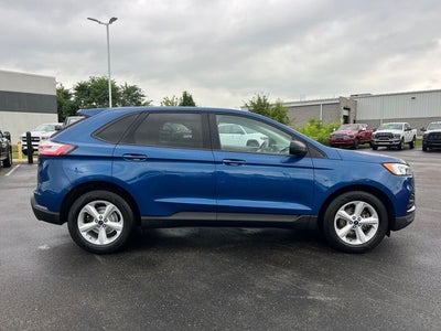2020 Ford Edge SE