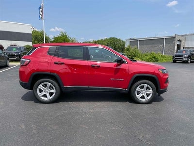 2023 Jeep Compass Incentives, Specials & Offers in Lancaster OH