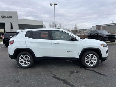 2026 Jeep Compass COMPASS LATITUDE 4X4