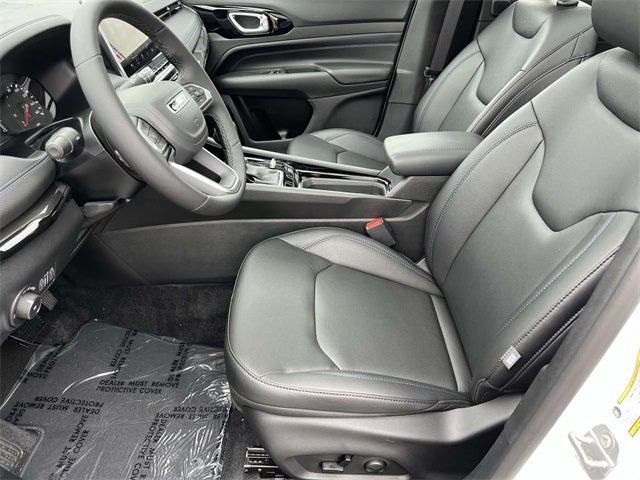 2025 Jeep Compass COMPASS LIMITED 4X4