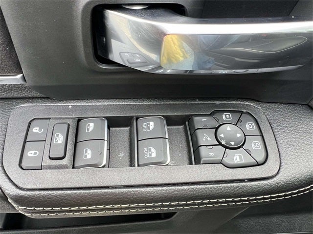 2026 RAM Ram 3500 RAM 3500 LARAMIE MEGA CAB 4X4 6'4' BOX