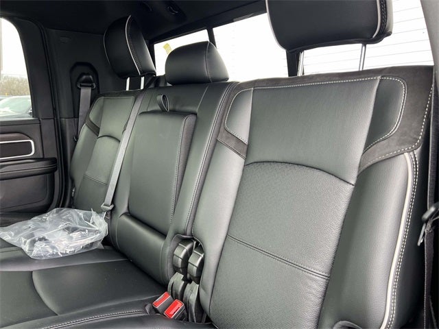 2026 RAM Ram 3500 RAM 3500 LARAMIE MEGA CAB 4X4 6'4' BOX