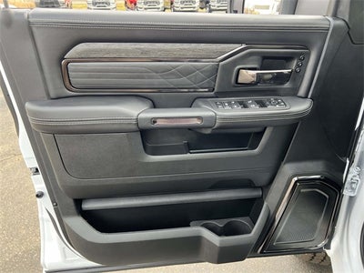 2026 RAM Ram 2500 RAM 2500 LIMITED CREW CAB 4X4 6'4' BOX