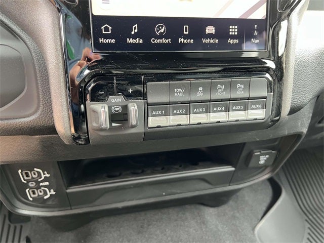 2025 RAM Ram 2500 RAM 2500 TRADESMAN CREW CAB 4X4 6'4' BOX