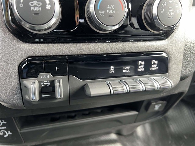 2026 RAM Ram 2500 RAM 2500 TRADESMAN CREW CAB 4X4 6'4' BOX