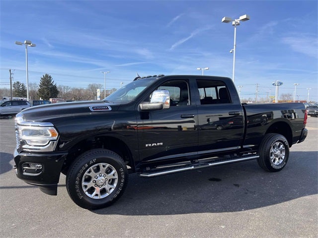 2024 RAM 2500 Laramie Crew Cab 4x4 6'4' Box