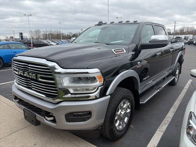 2020 RAM 2500 Laramie Crew Cab 4x4 6'4' Box