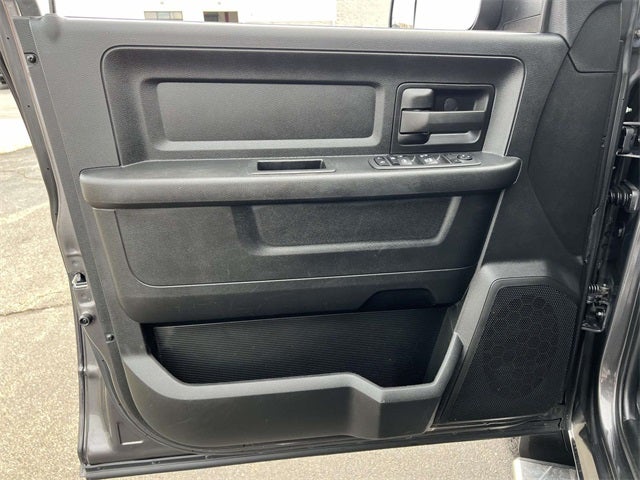 2022 RAM 2500 Tradesman Crew Cab 4x4 8' Box