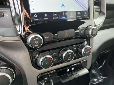 2022 RAM 2500 Tradesman Crew Cab 4x4 8' Box