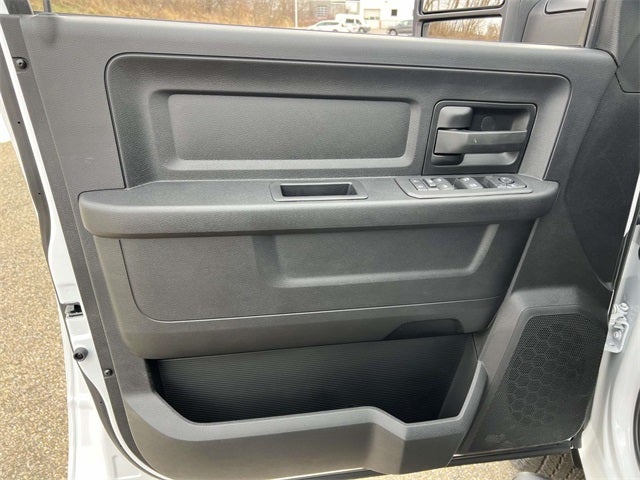 2026 RAM Ram 3500 Chassis Cab RAM 3500 TRADESMAN CREW CAB CHASSIS 4X4 60' CA