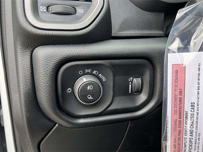 2026 RAM Ram 3500 Chassis Cab RAM 3500 TRADESMAN CREW CAB CHASSIS 4X4 60' CA