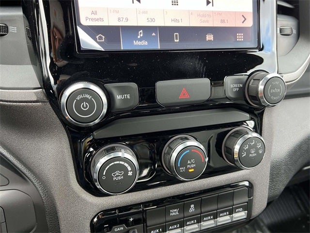 2026 RAM Ram 3500 Chassis Cab RAM 3500 TRADESMAN CREW CAB CHASSIS 4X4 60' CA