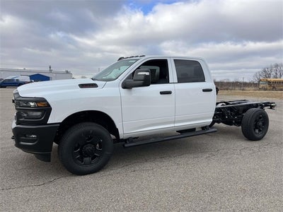 2026 RAM Ram 3500 Chassis Cab RAM 3500 TRADESMAN CREW CAB CHASSIS 4X4 60' CA