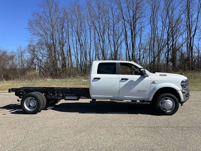 2026 RAM Ram 4500 Chassis Cab RAM 4500 BIG HORN CHASSIS CREW CAB 4X4 84' CA