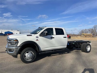 2026 RAM Ram 5500 Chassis Cab RAM 5500 TRADESMAN CHASSIS CREW CAB 4X4 84' CA