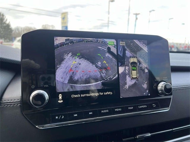 2022 Mitsubishi Outlander Base