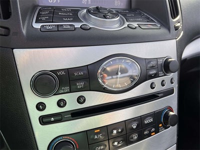 2011 INFINITI G37 Base