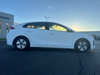 2017 Hyundai Ioniq Hybrid Blue