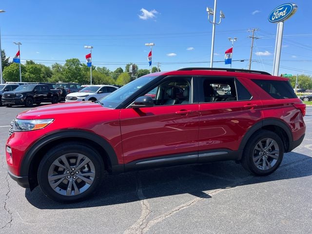 2023 Ford Explorer XLT