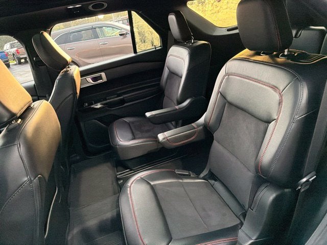 2024 Ford Explorer ST-Line