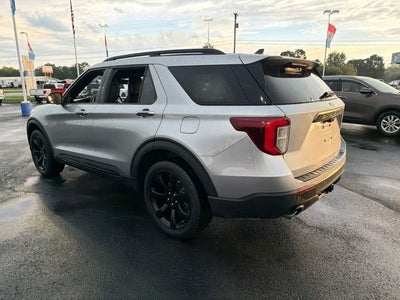 2024 Ford Explorer ST-Line