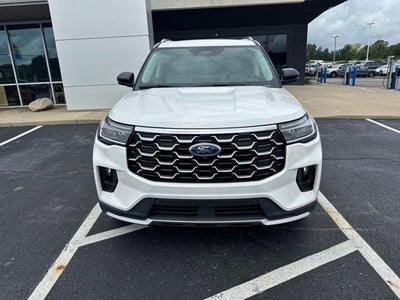 2025 Ford Explorer Platinum