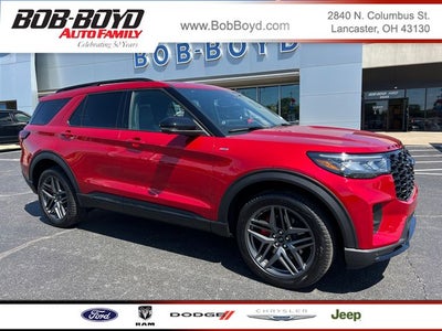 2025 Ford Explorer ST-Line
