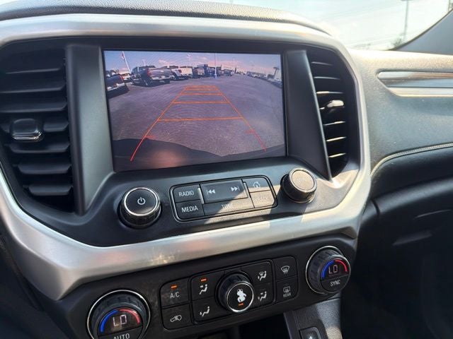 2017 GMC Acadia SLT-1