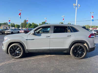 2024 Volkswagen Atlas Cross Sport 2.0T SE w/Technology