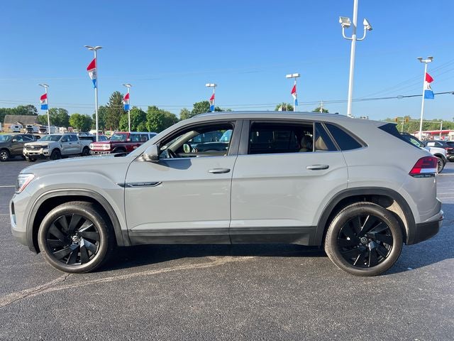 2024 Volkswagen Atlas Cross Sport 2.0T SE w/Technology