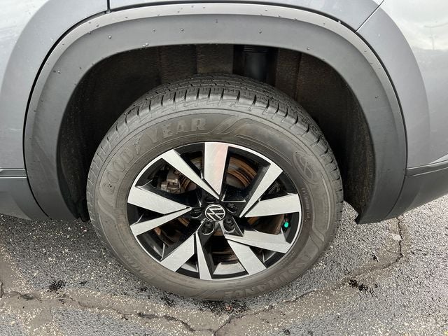 2023 Volkswagen Atlas Cross Sport 2.0T SE