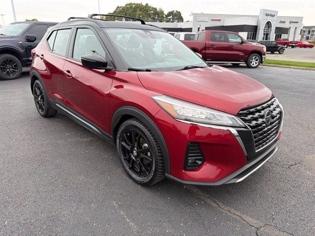 2021 Nissan Kicks SR