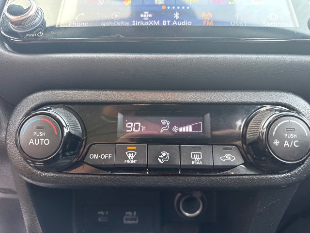 2021 Nissan Kicks SR