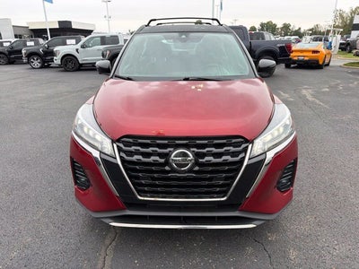 2021 Nissan Kicks SR