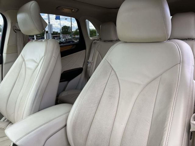 2015 Lincoln MKC Base